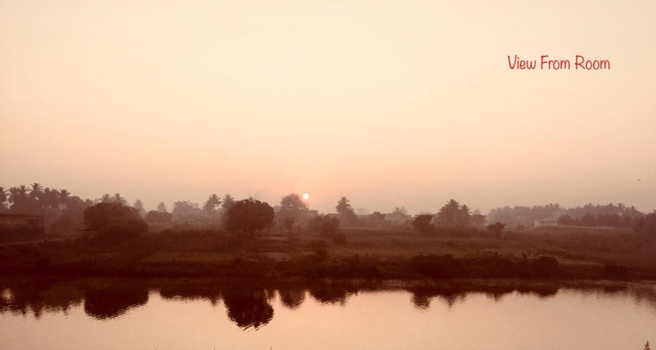 Hotel Mangalam Kurandvad 外观 照片